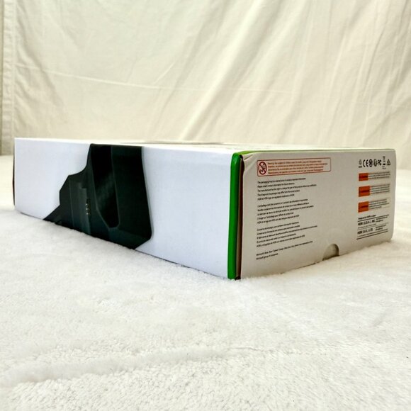 HORI XBOX One/Series X Dual Charge Station for Wireless Controllers AB10--001U - Picture 9 of 10